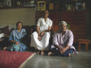 Sharad and Swati Kapuskar with Bharat Ratna Bhimsen Joshi.
